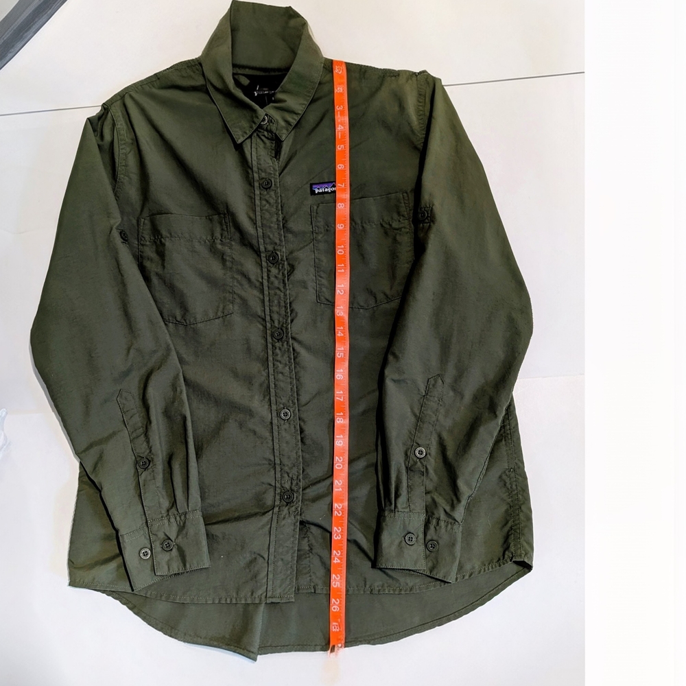 Patagonia Women's Nylon Button Up Long-Sleeved Anchor Bay Shirt, Size S, Green - Picture 7 of 9
